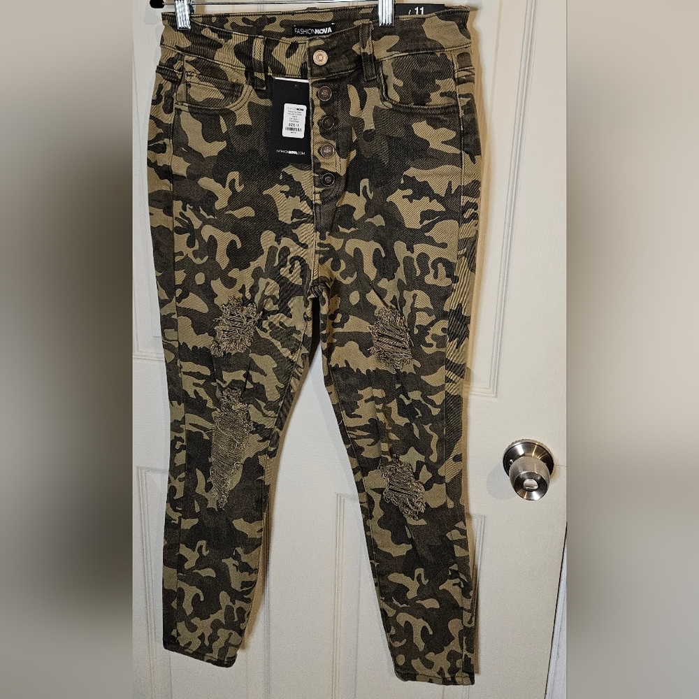 Fashion Nova Camouflage Distressed Skinny Jeans